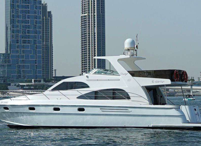 60ft Gulf Craft Yacht – Your Gateway to Relaxation and Adventure
